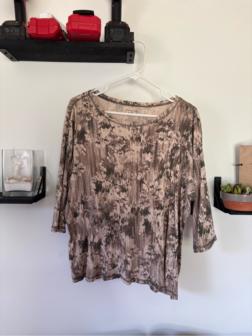 Relativity 2X Abstract Print 3/4 Sleeve Top
